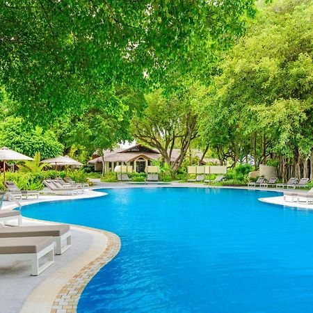 Sheraton Maldives Full Moon Resort & Spa Hulhumale Exterior foto