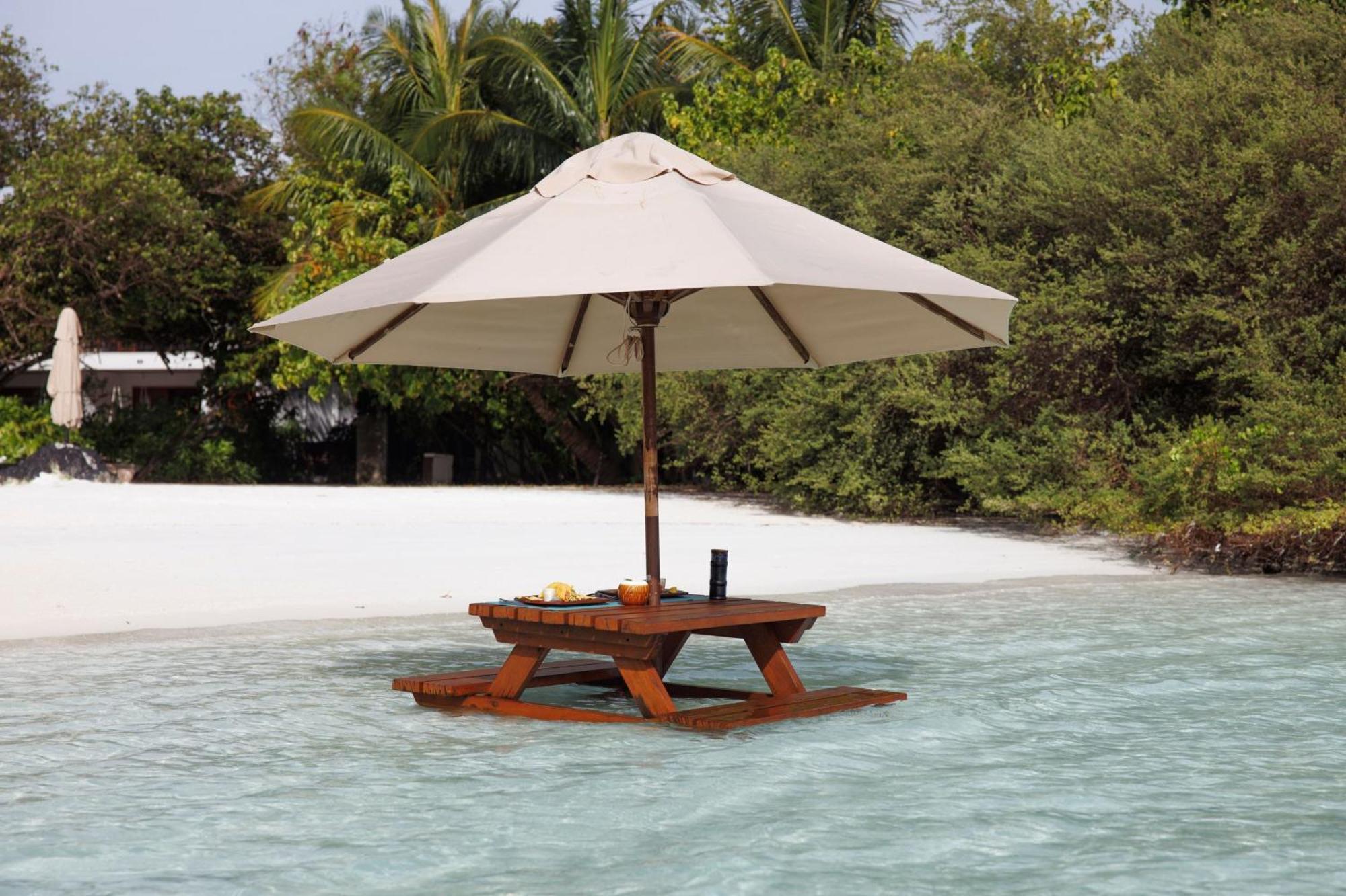 Sheraton Maldives Full Moon Resort & Spa Hulhumale Exterior foto