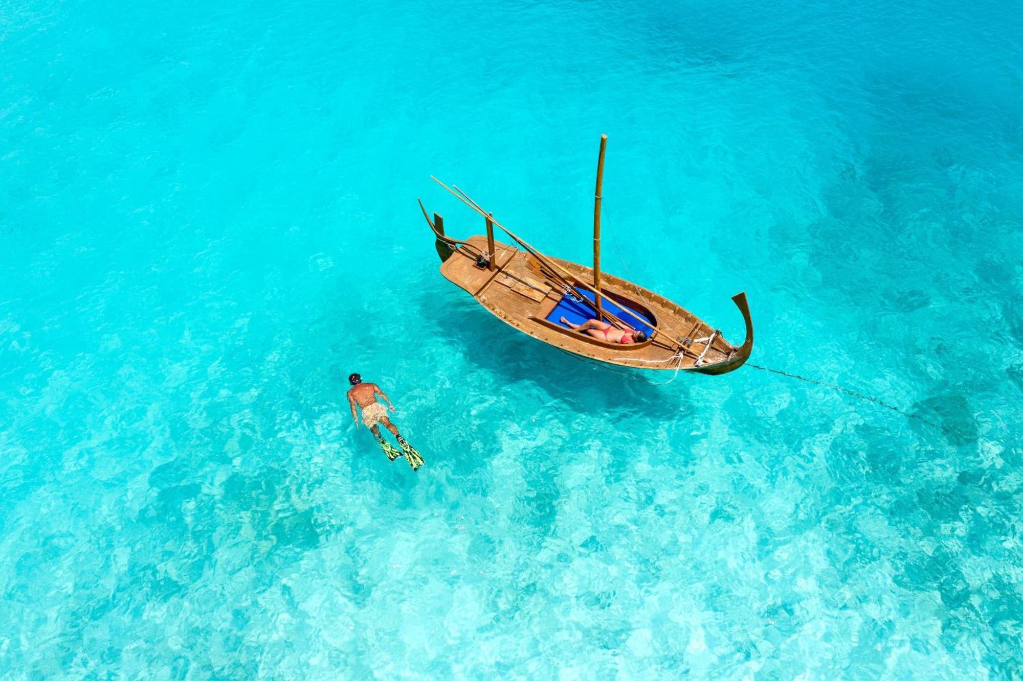Sheraton Maldives Full Moon Resort & Spa Hulhumale Exterior foto
