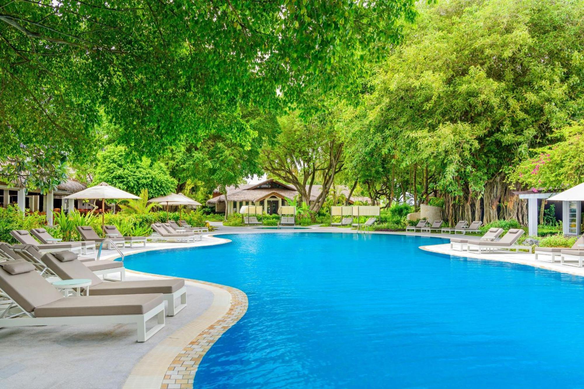 Sheraton Maldives Full Moon Resort & Spa Hulhumale Exterior foto